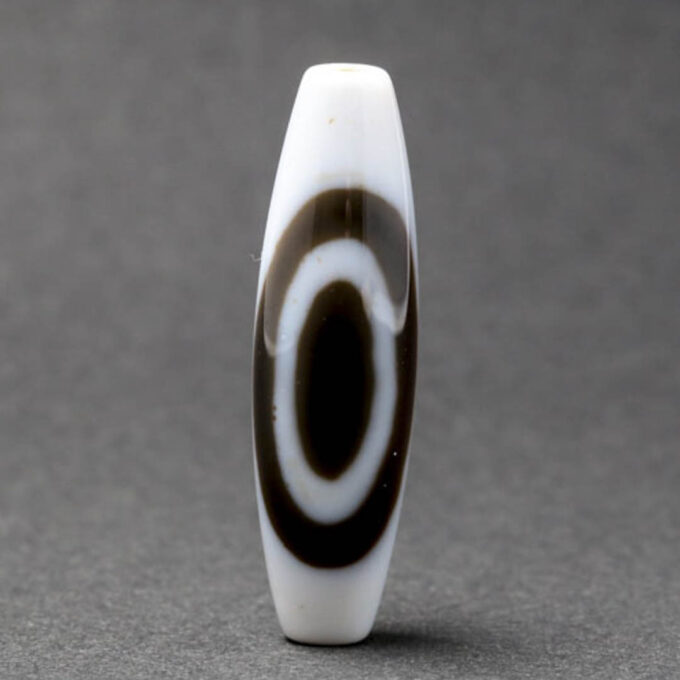 二眼天珠 特殊二眼天珠 - 石の音ブログ