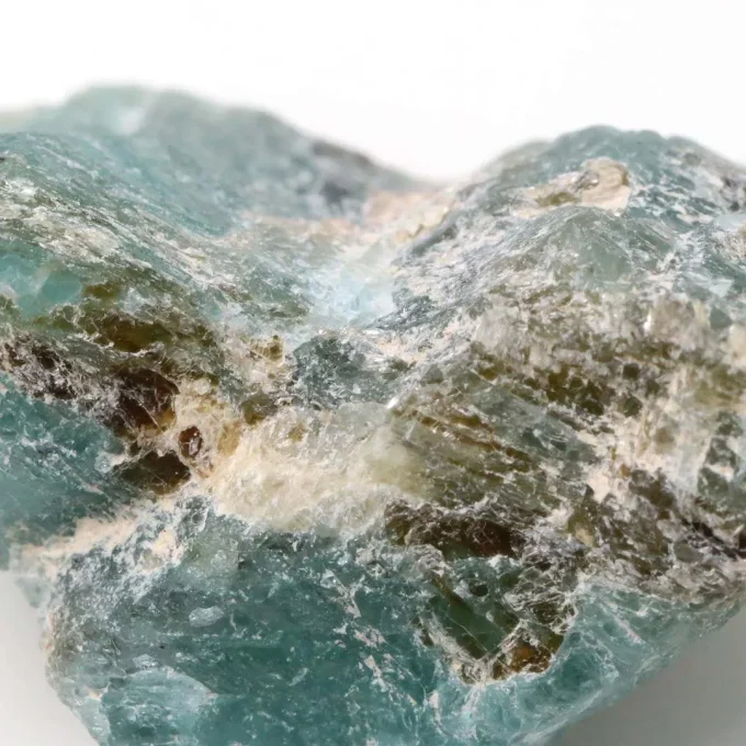世界で最も高価な5つの宝石の1つといわれるグランディディエライト原石 ...