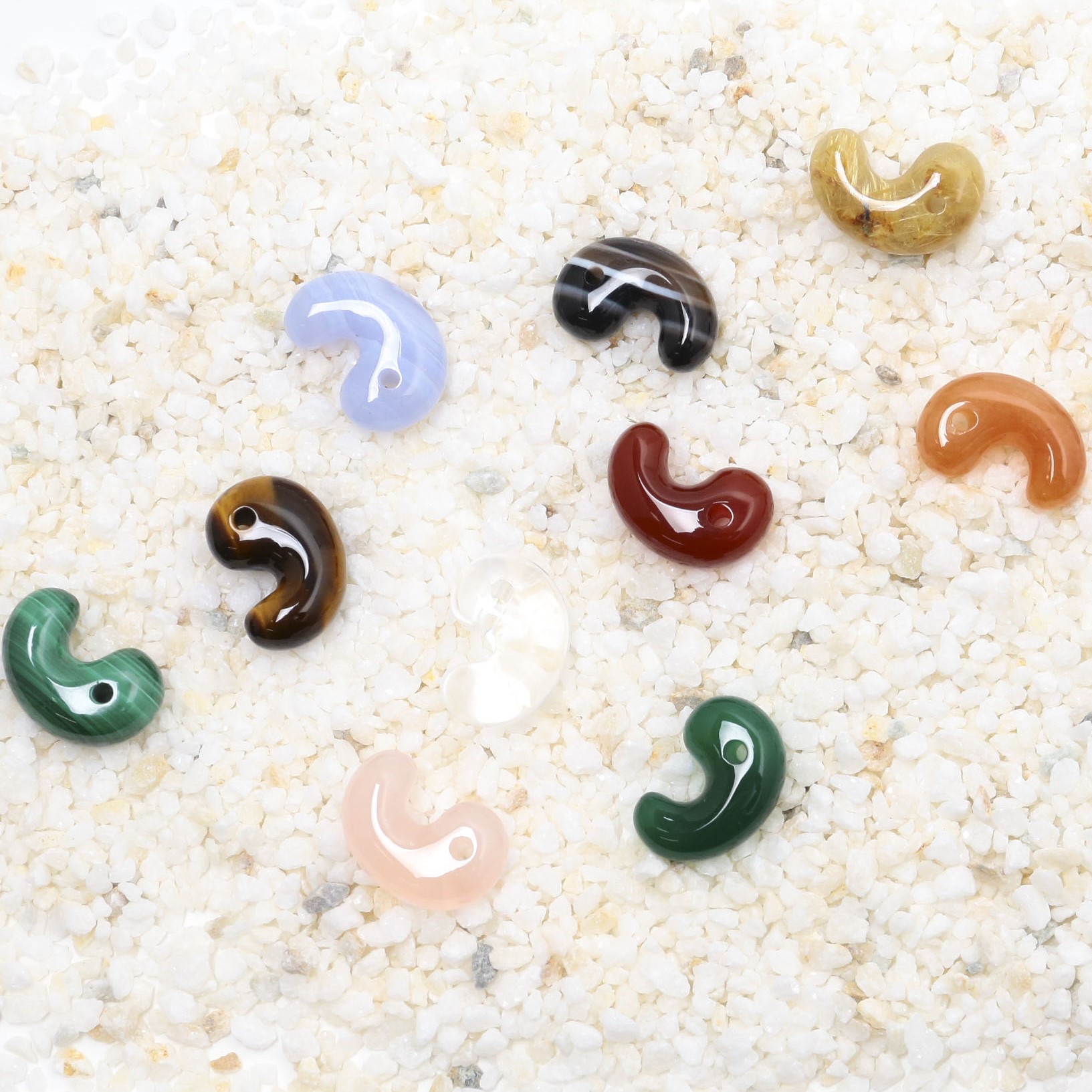 6月9日勾玉の日 - 石の音ブログ