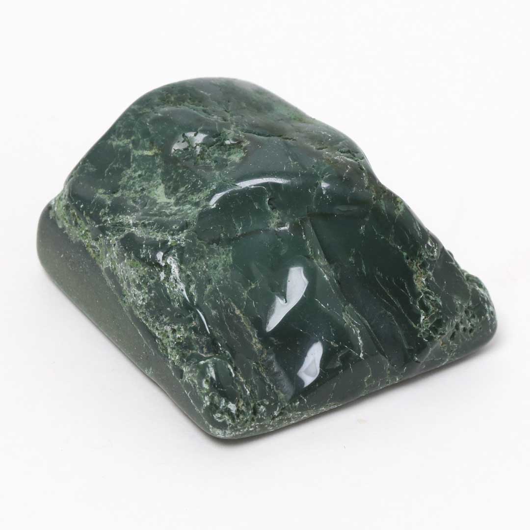 石の音ブログ【神在月】出雲の伝統を受け継ぐ「玉人磨き（出雲石）」登場