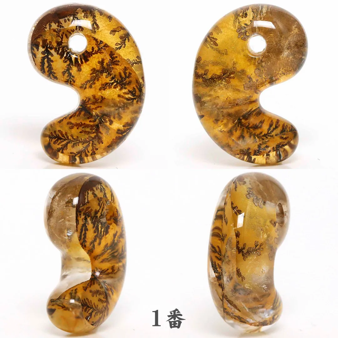 新作勾玉！)デンドリチッククォーツ出雲型勾玉 マダガスカル産 - 石の