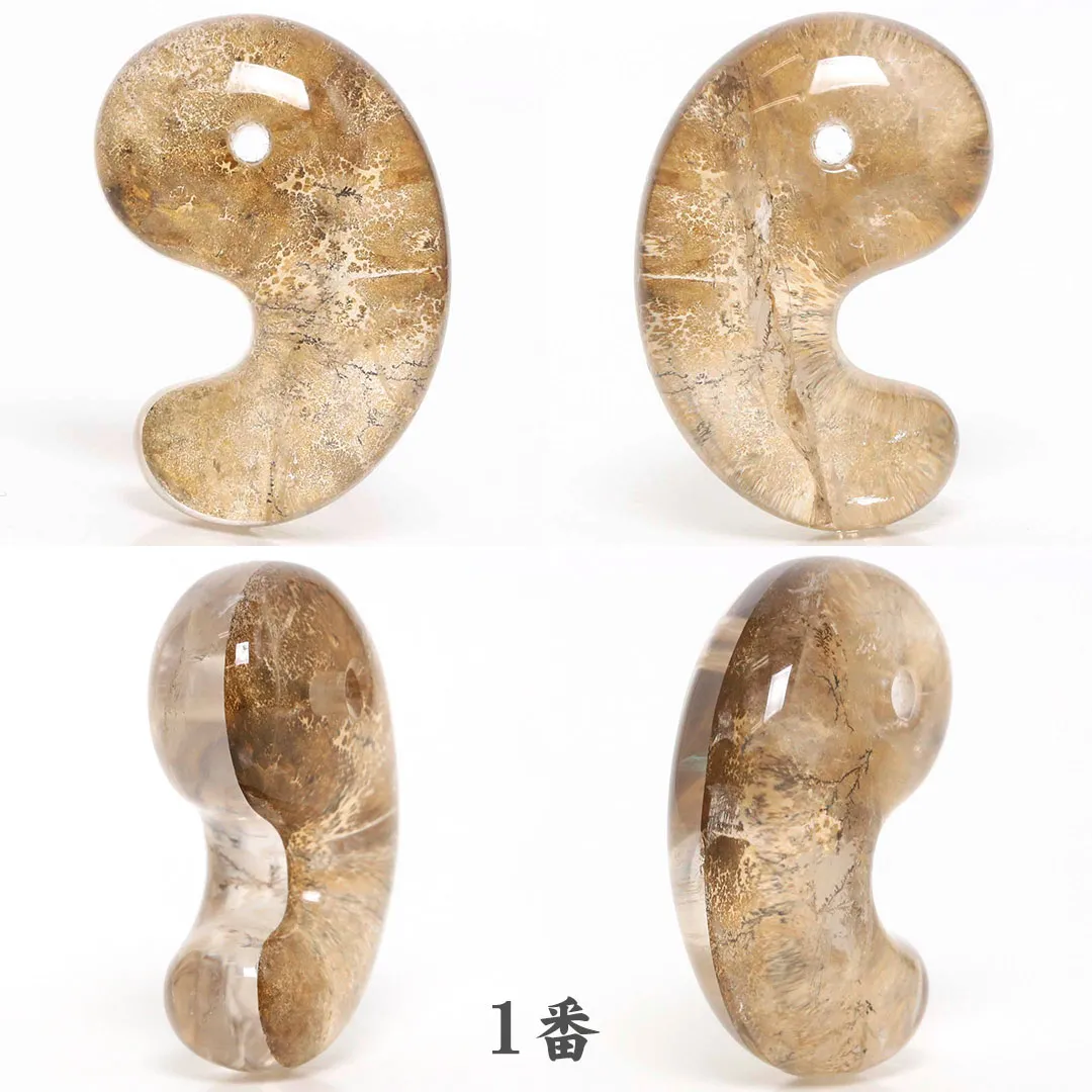 新作勾玉！)デンドリチッククォーツ出雲型勾玉 マダガスカル産 - 石の