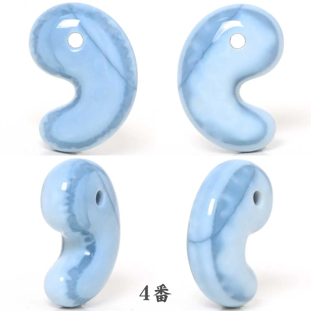 新作勾玉！)ブルーオパール出雲型勾玉 インド産 - 石の音ブログ